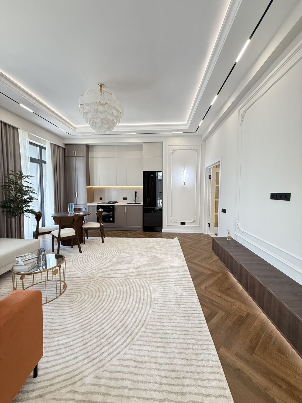 3 комнаты, 92 м², Орто-Сай с. Элитка, 4 этаж, Дизайнерский ремонт: фото 2