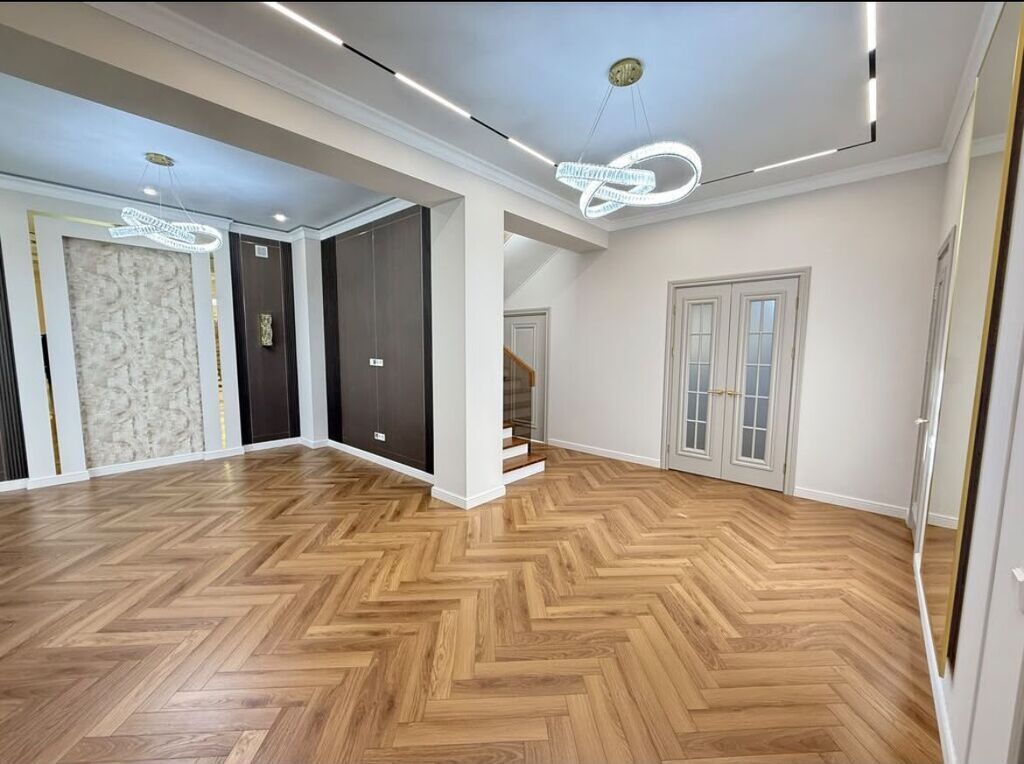 6 комнат, 340 м², 4 соток, Бишкек, Арча-Бешик ж/м Риэлтор: фото 5