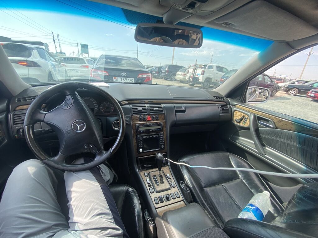 Mercedes-Benz : 2000 г., 3.2 л, Автомат, Бензин: фото 4