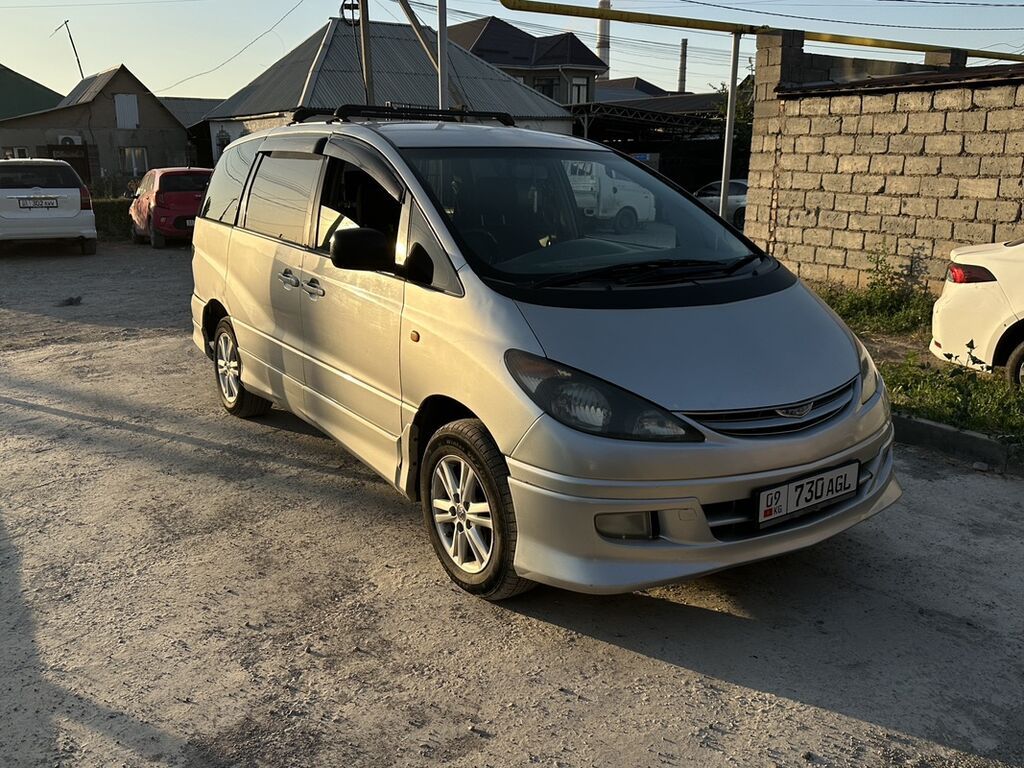 Toyota Estima: 2002 г., 2.4 л, Автомат, Газ, Минивэн: фото 1