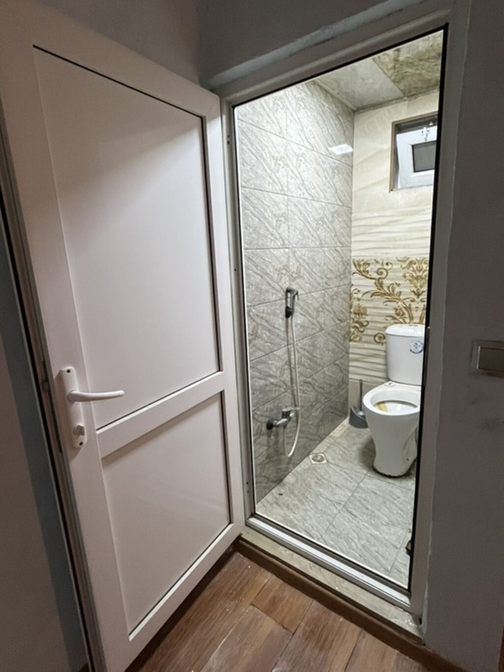 🏠 3 otaqlı həyət evi kirayə verilir – Buzovna 📍 Vişnovka qəsəbəsi