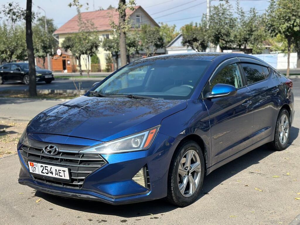 Hyundai Elantra: 2020 г., 2 л, Автомат, Бензин, Седан: фото 2