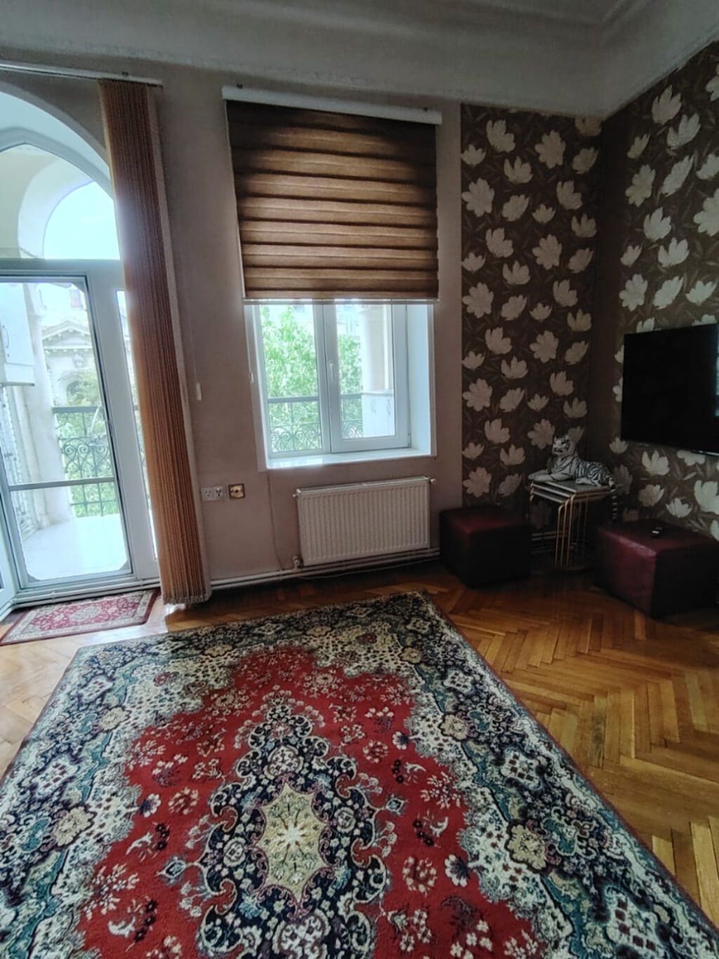 İcarəyə verilir 2 otaqlı köhnə tikili 75 m², Sahil m. 🏡 Сдается