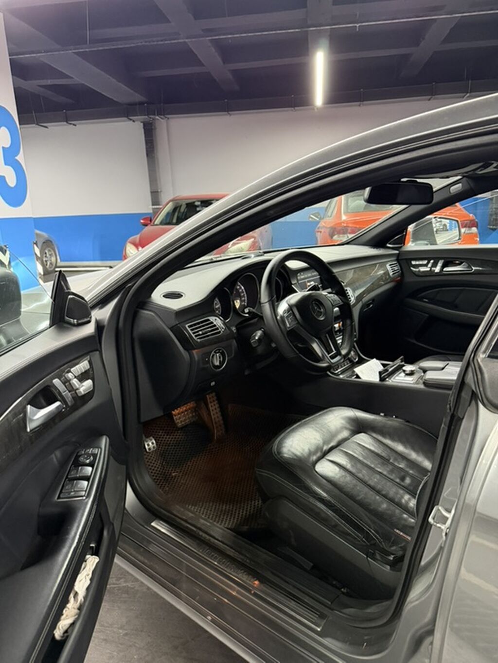 Mercedes-Benz CLS-Class: 2012 г., 4.7 л, Автомат, Бензин, Седан: фото 6