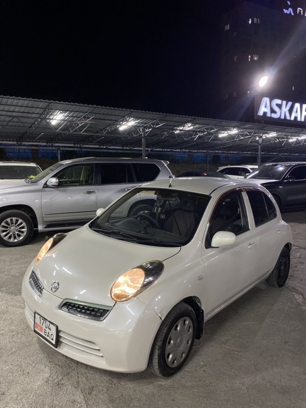 Продам Nissan March 2009 г., автомат, 1.3 л: фото 3