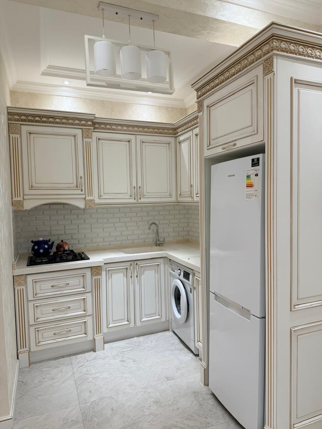 Bakı, 8-ci mikrorayon, 2 otaqlı, Köhnə tikili, m. Azadlıq Prospekti, 65 kv. m