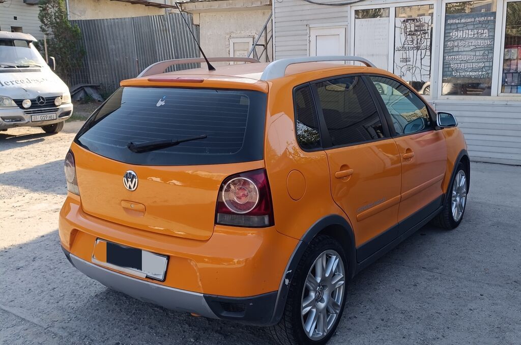 Volkswagen Polo: 2006 г., 1.2 л, Механика, Бензин, Хэтчбэк: фото 3