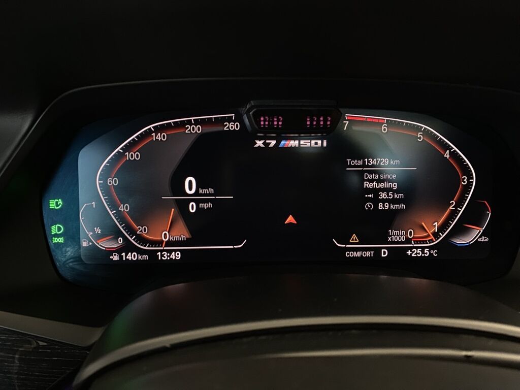 BMW X7: 2019 г., 3 л, Автомат, Бензин, Внедорожник: фото 8