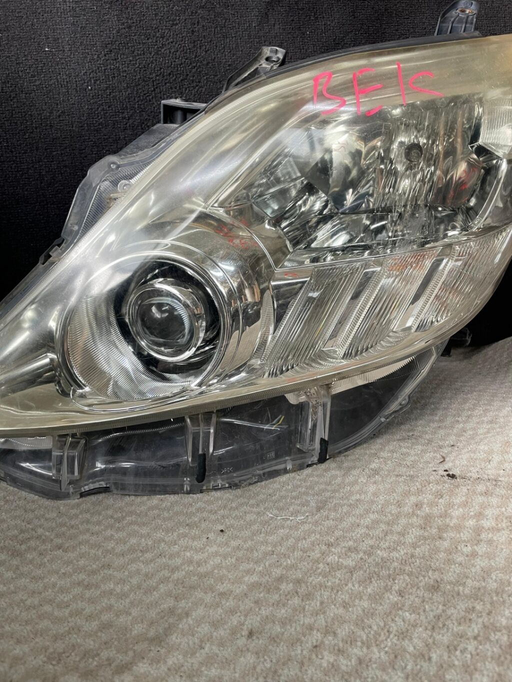 Передняя левая фара Toyota 2012 г., Б/у, Оригинал, Япония
