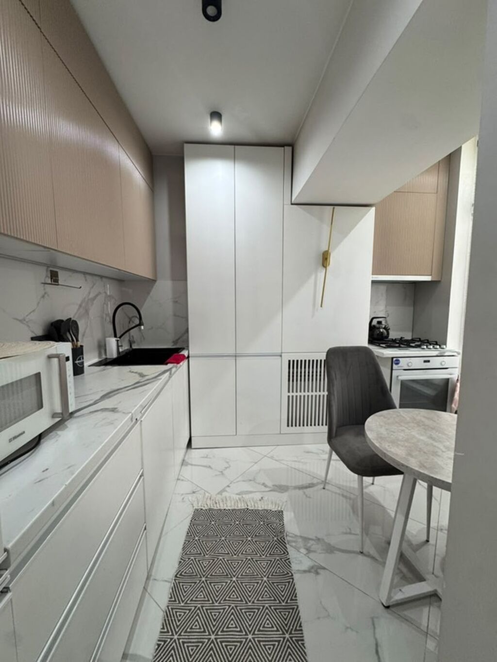 1 комната, 41 м², бульвар Эркиндик 3 этаж, Дизайнерский ремонт: фото 6