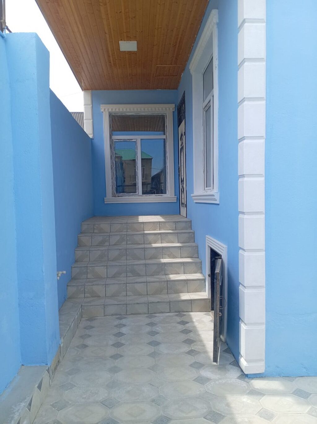 3 otaqlı, 95 kv. m, Yeni təmirli