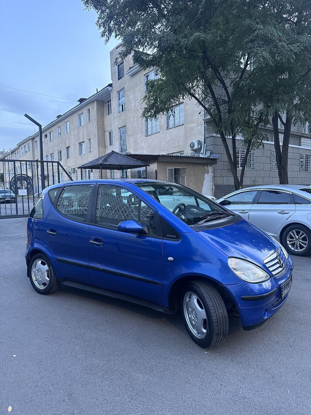 Mercedes-Benz A-Class: 1999 г., 1.4 л, Автомат, Бензин, Хэтчбэк: фото 3