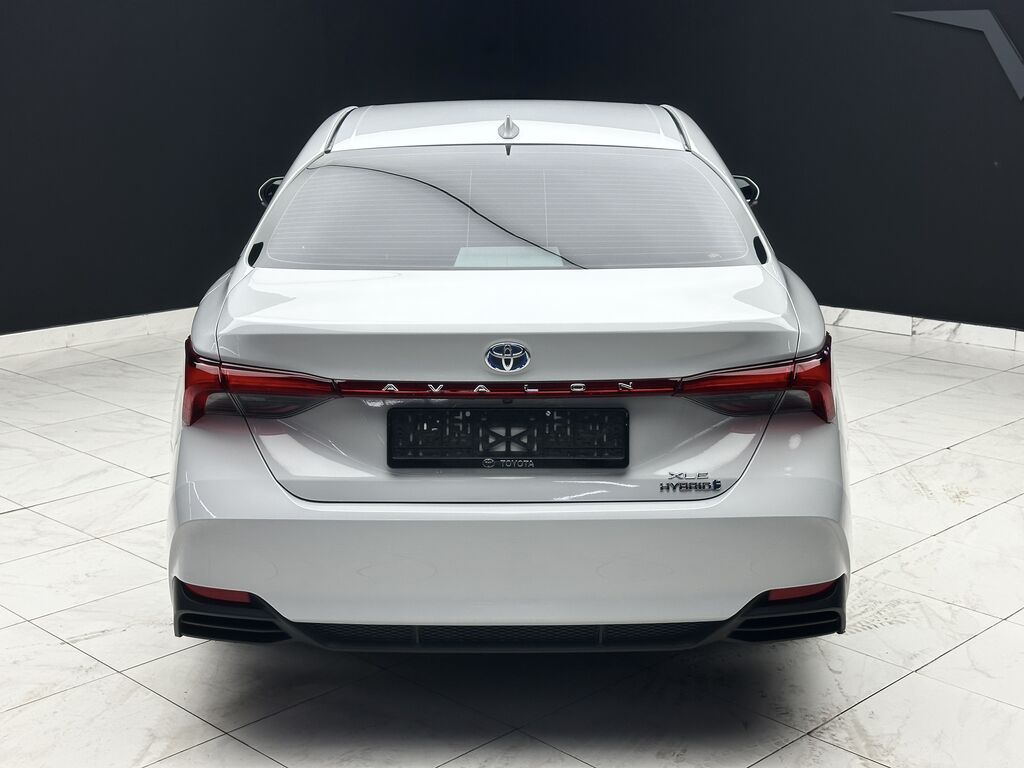 Toyota Avalon: 2021 г., 2.5 л, Вариатор, Гибрид, Седан: фото 6