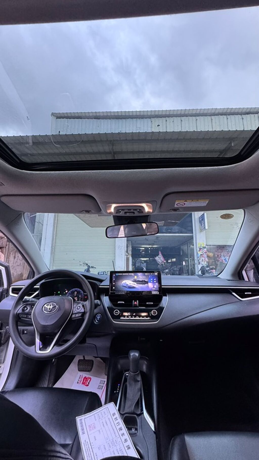 Toyota Corolla Hybrid 2023, седан, 1.8 л: фото 7