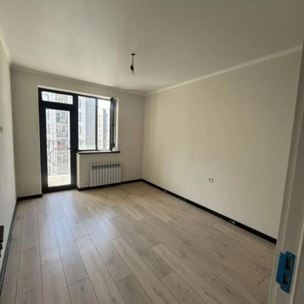 1 комната, 52 м², Пишпек Элитка, 12 этаж, Свежий ремонт: фото 1