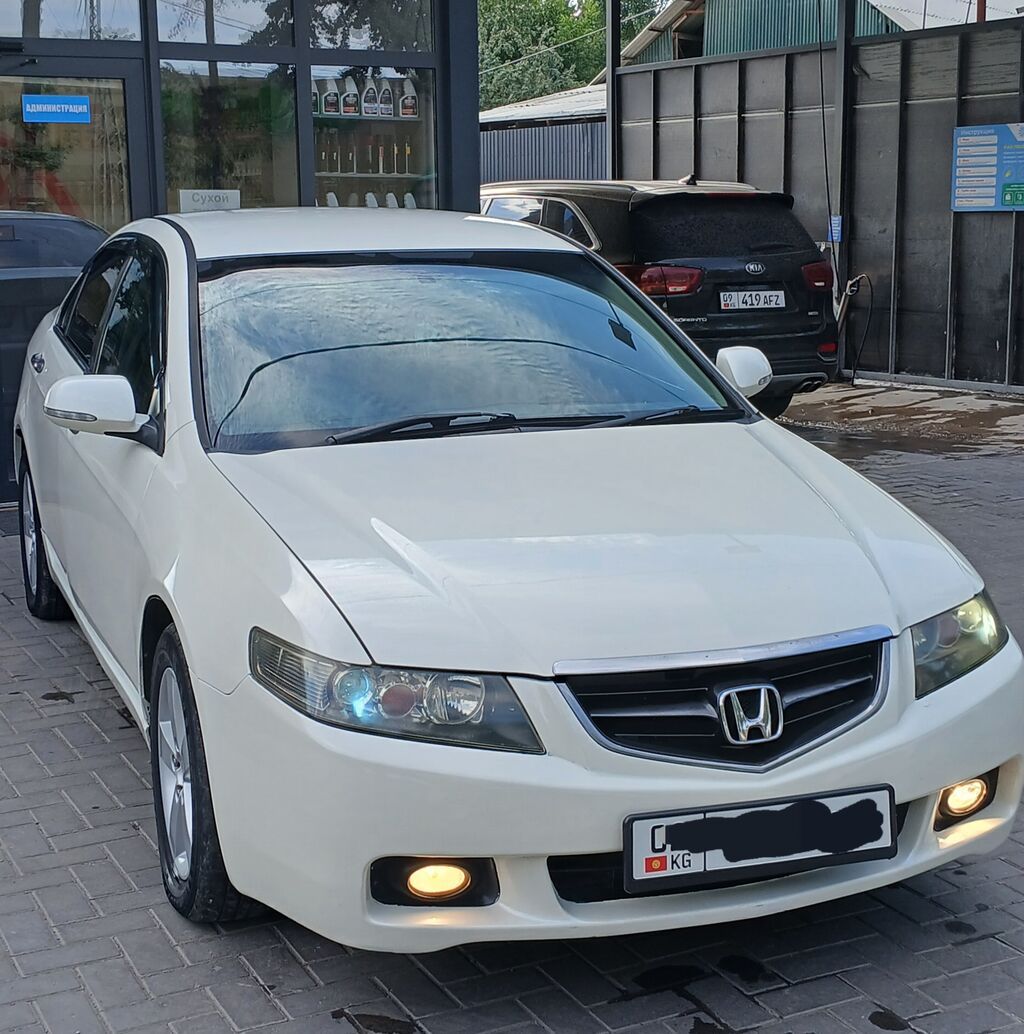 Honda Accord: 2002 г., 2 л, Автомат, Бензин, Седан: фото 3