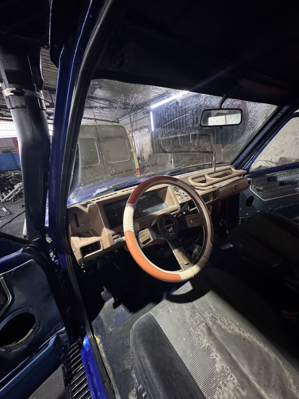 Nissan Patrol: 1988 г., 3.3 л, Механика, Дизель, Внедорожник: фото 4