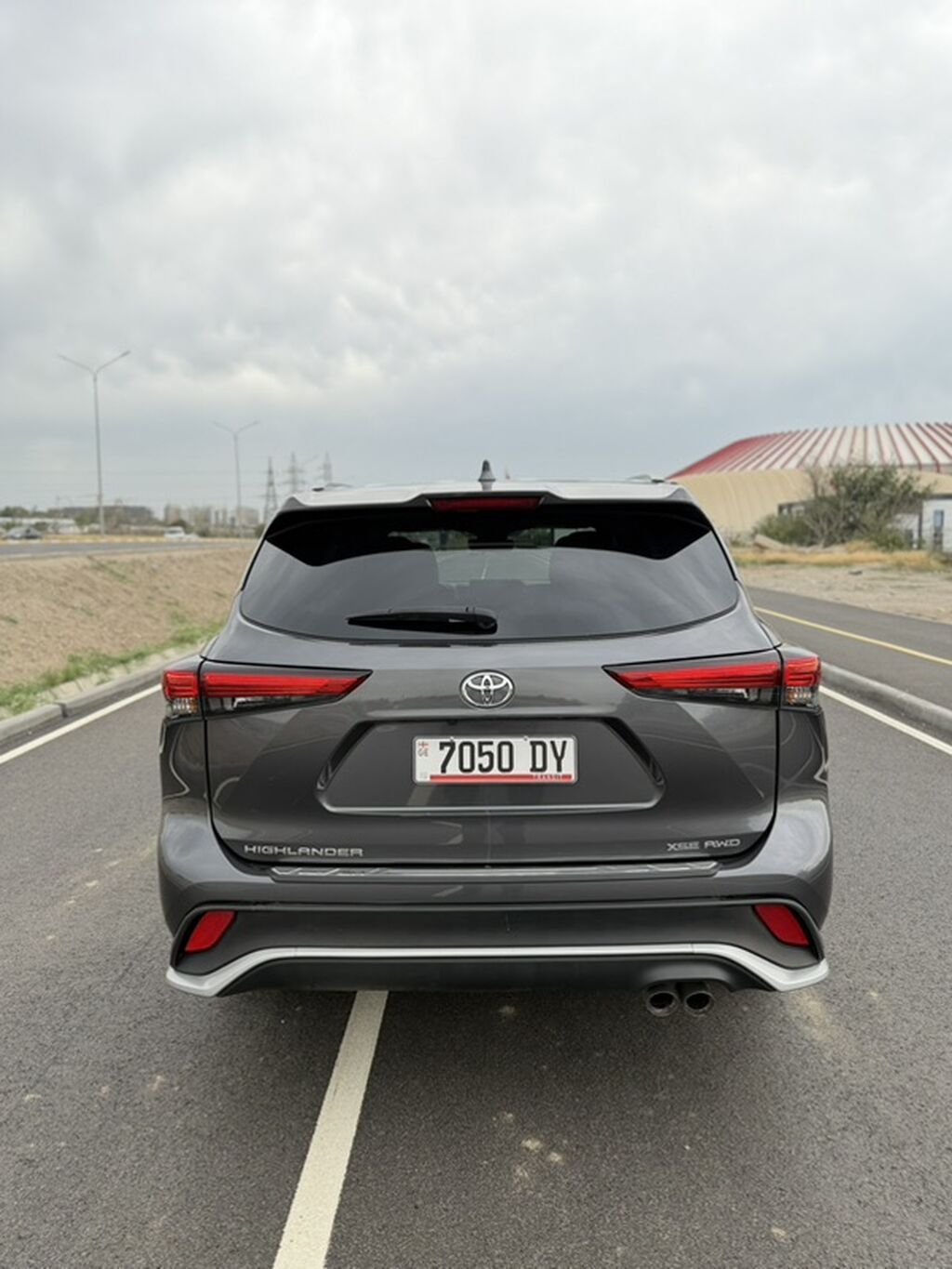 Toyota Highlander: 2023 г., 2.4 л, Автомат, Бензин, Кроссовер: фото 5