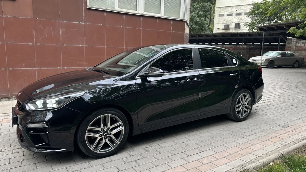 Kia K3: 2020 г., 1.6 л, Автомат, Бензин, Седан: фото 3