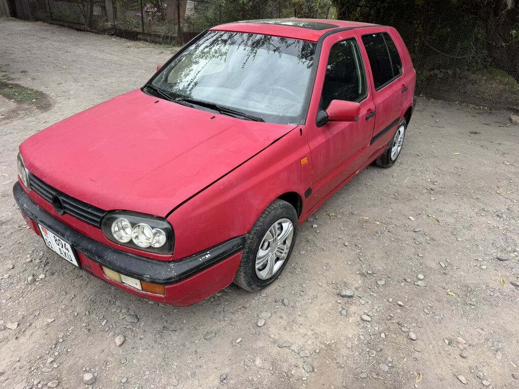 Volkswagen Golf: 1994 г., Механика, Бензин, Хэтчбэк: фото 3