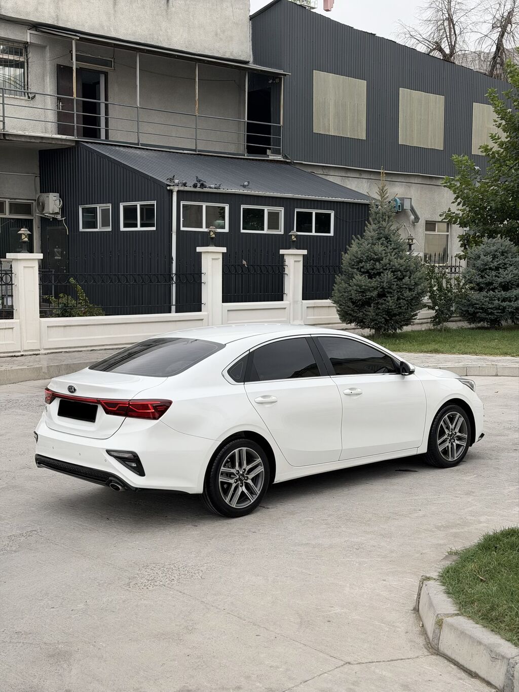 Kia K3: 2018 г., 1.6 л, Вариатор, Бензин, Седан: фото 4