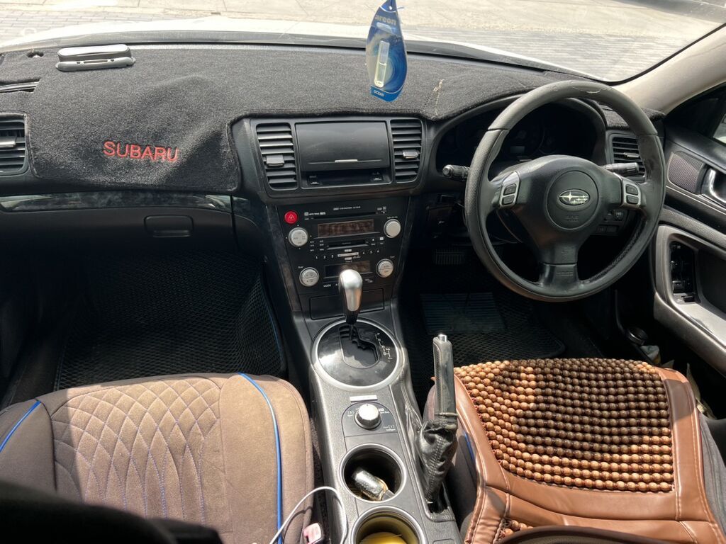 Subaru Outback: 2004 г., 2.5 л, Автомат, Газ, Универсал: фото 2
