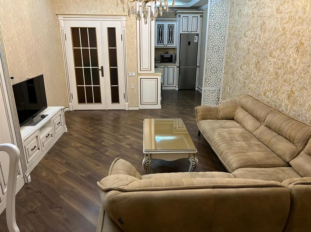Premium dizaynlı mənzil – dəniz mənzərəli - Plan: geniş qonaq otağı