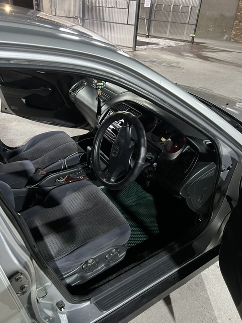 Honda Accord: 2002 г., 1.8 л, Автомат, Бензин, Седан: фото 5
