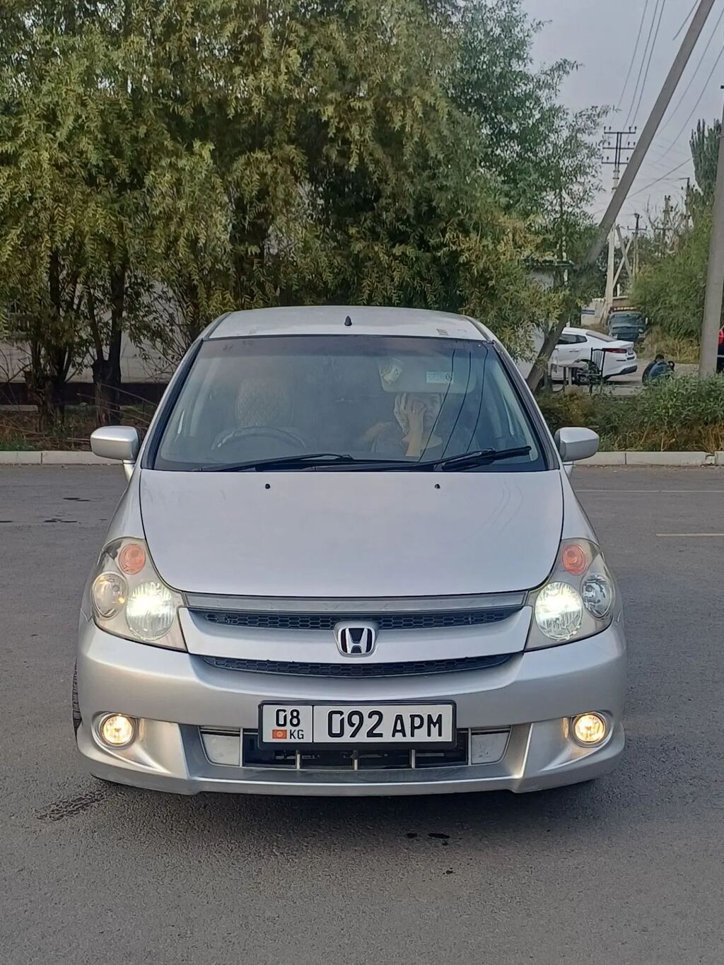 Honda Stream: 2004 г., 1.7 л, Автомат, Бензин, Минивэн: фото 2