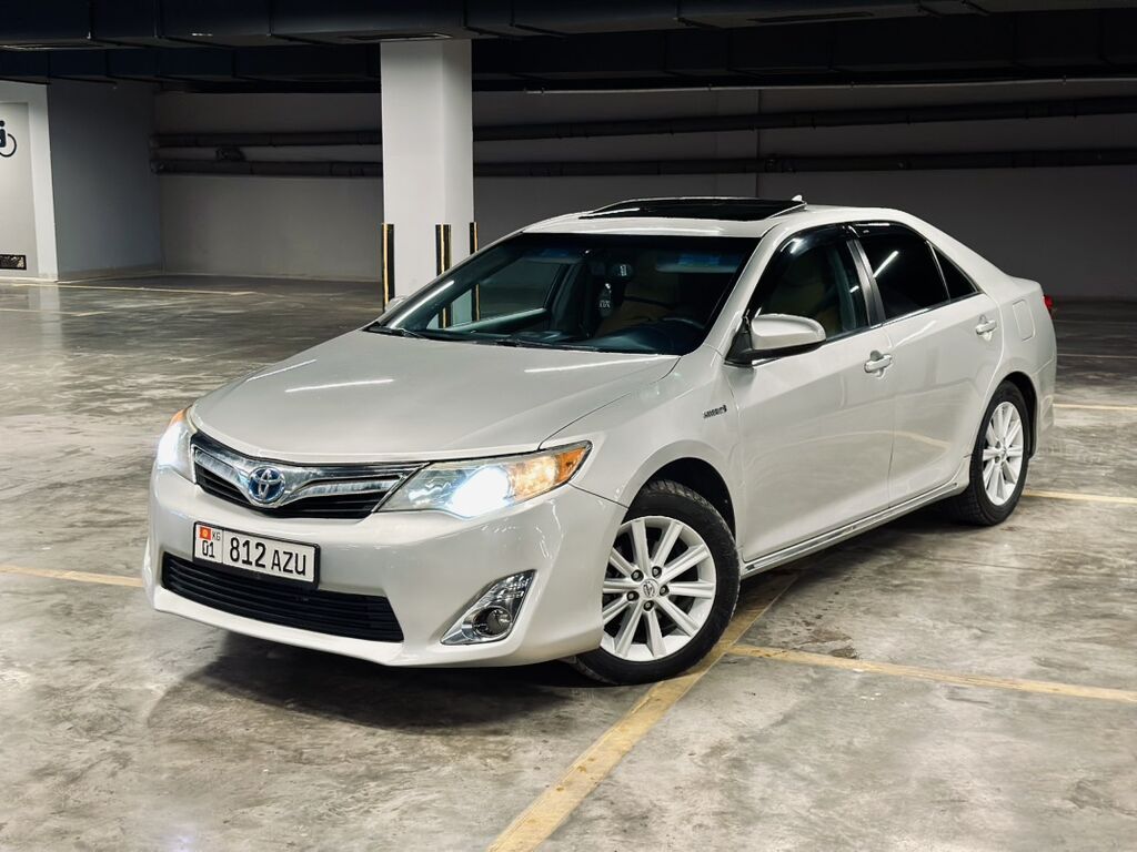 Toyota Camry: 2014 г., 2.5 л, Вариатор, Гибрид, Седан: фото 3