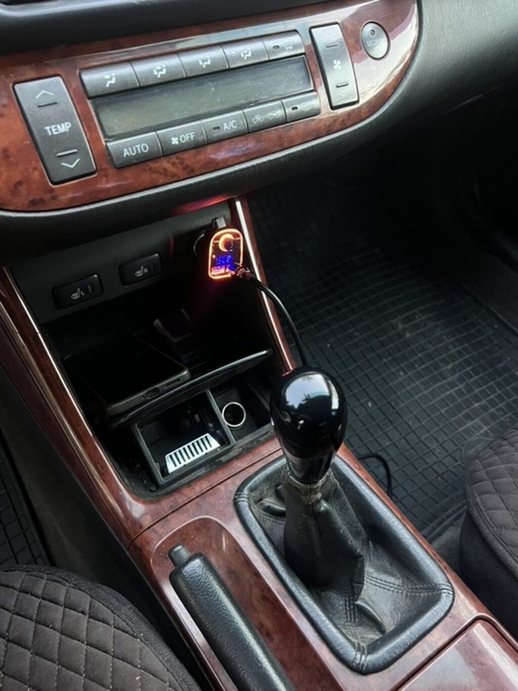 Toyota Camry: 2002 г., 2.4 л, Механика, Газ, Седан: фото 6