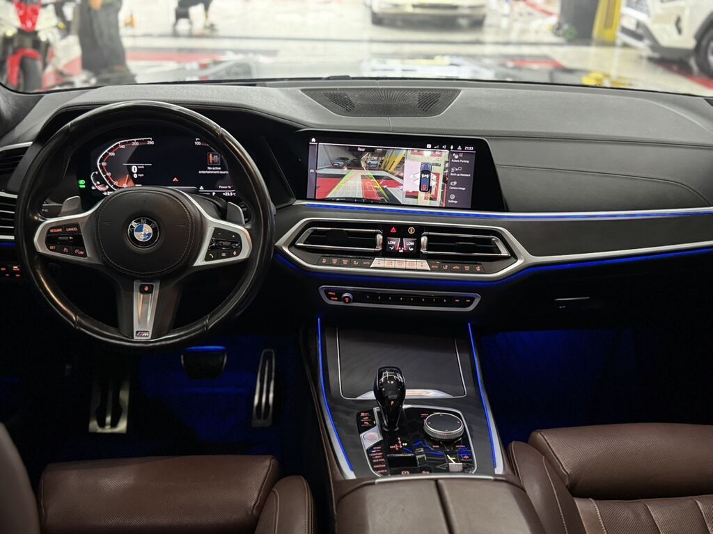 BMW X7: 2021 г., 3 л, Автомат, Бензин, Внедорожник: фото 7