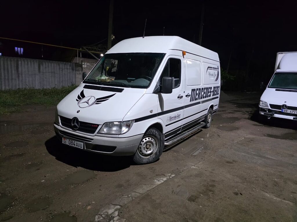 Mercedes-Benz Sprinter фургон, белый, средная база и высокая крыша: фото 2