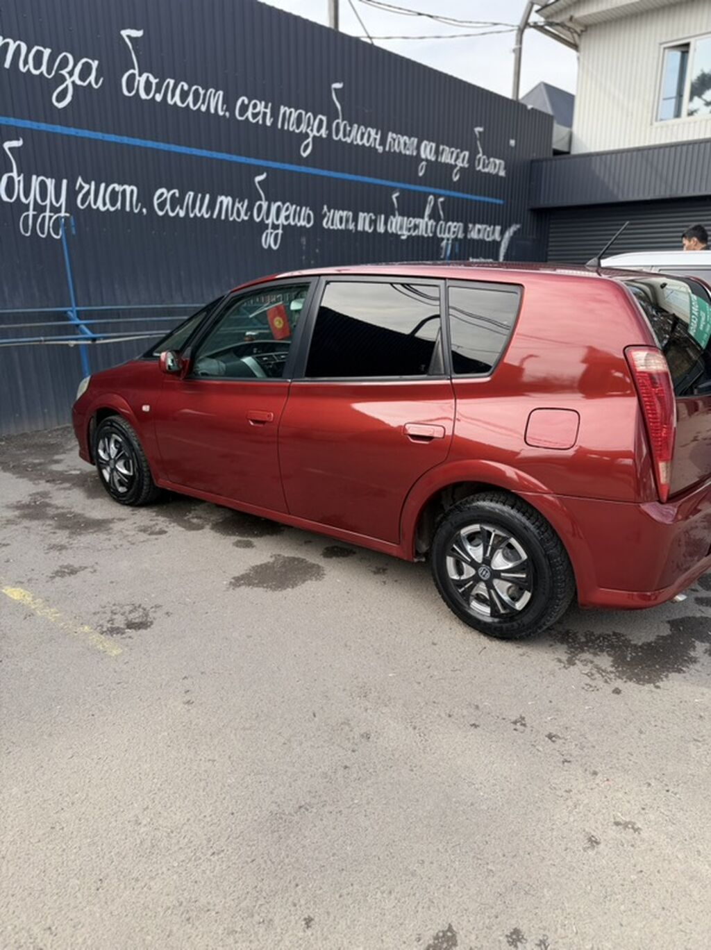 Toyota Raum: 2002 г., 1.8 л, Автомат, Бензин, Хэтчбэк: фото 5