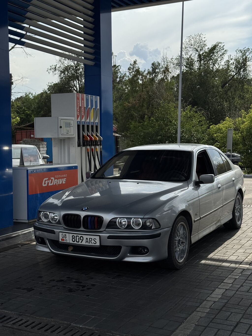 BMW 5 series: 2000 г., 2.8 л, Механика, Бензин, Седан: фото 3