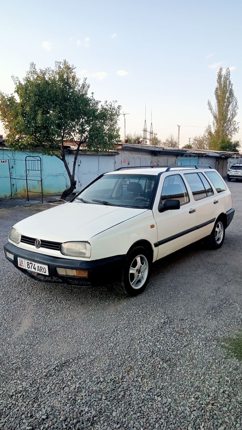 Volkswagen Golf: 1994 г., 1.8 л, Механика, Газ, Универсал: фото 1