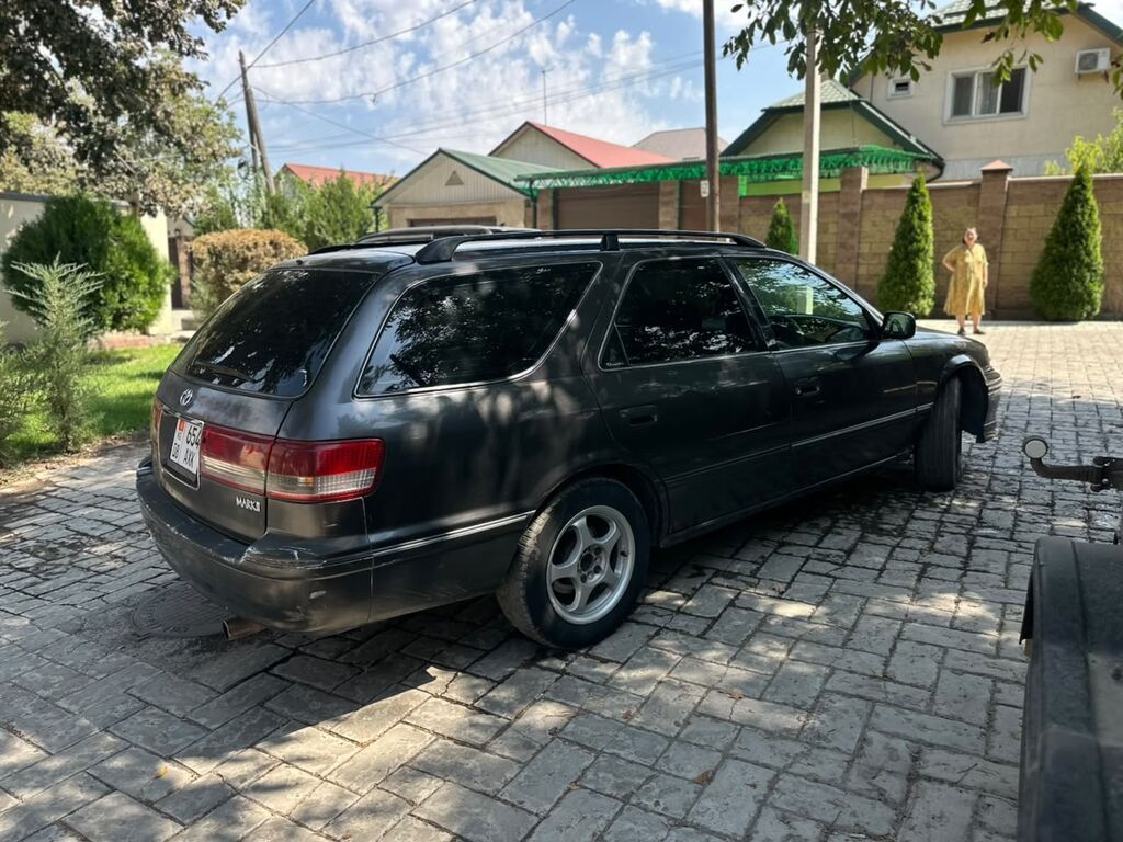 Toyota Qualis: 2000 г., 2.2 л, Автомат, Бензин, Универсал: фото 8
