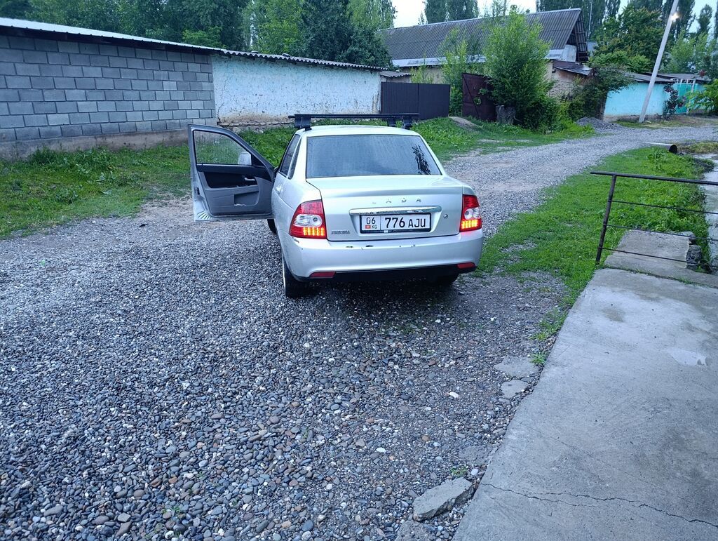 ВАЗ (ЛАДА) Priora: 2009 г., 1.6 л, Механика, Бензин, Седан: фото 3