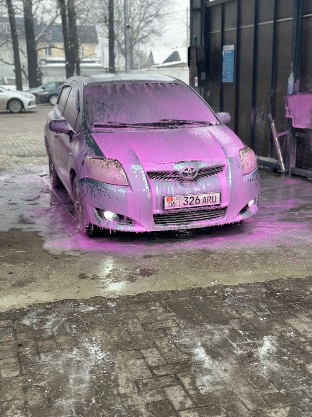 Toyota Auris: 2007 г., 1.6 л, Робот, Бензин, Хэтчбэк: фото 4