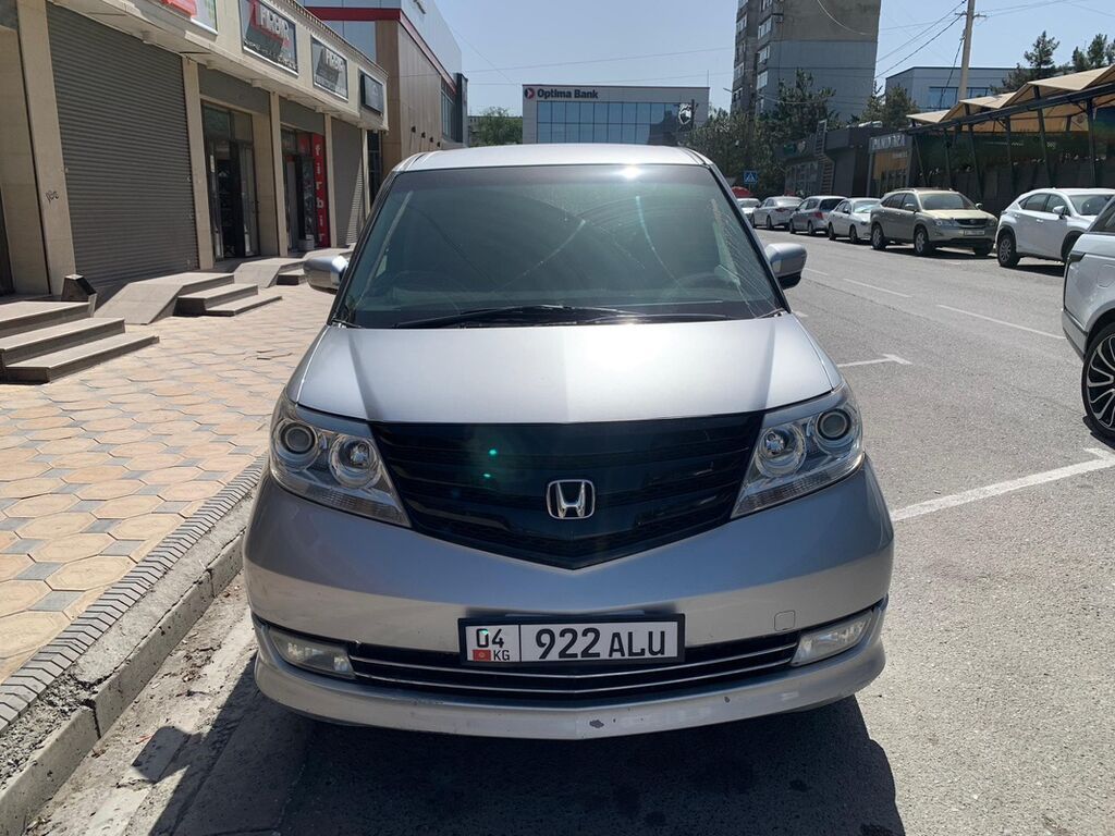Honda Elysion: 2011 г., 3.5 л, Автомат, Бензин, Минивэн: фото 3