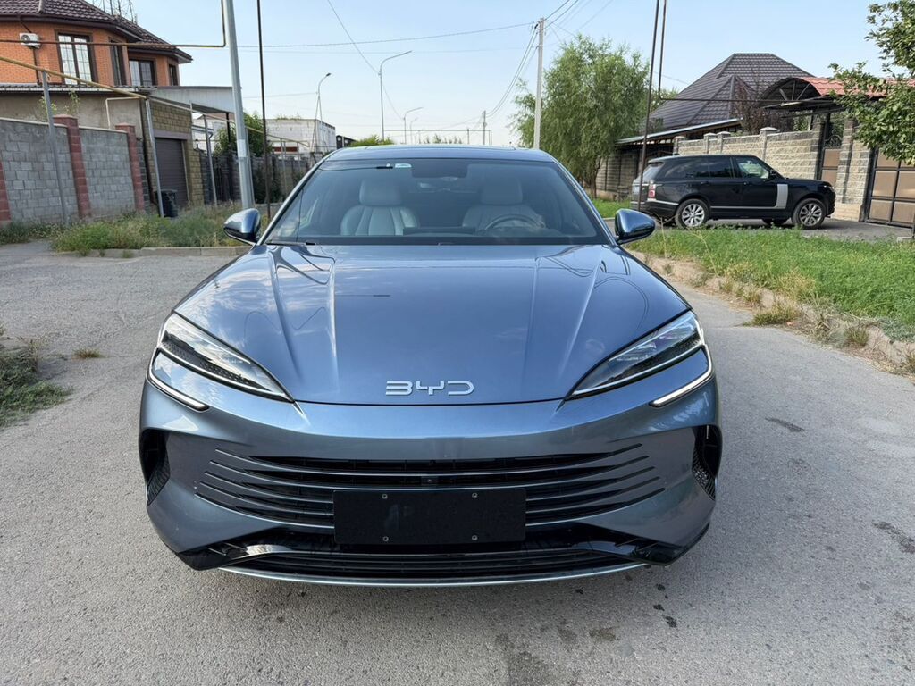 BYD Seal: 2023 г., 1.5 л, Автомат, Гибрид, Седан: фото 1