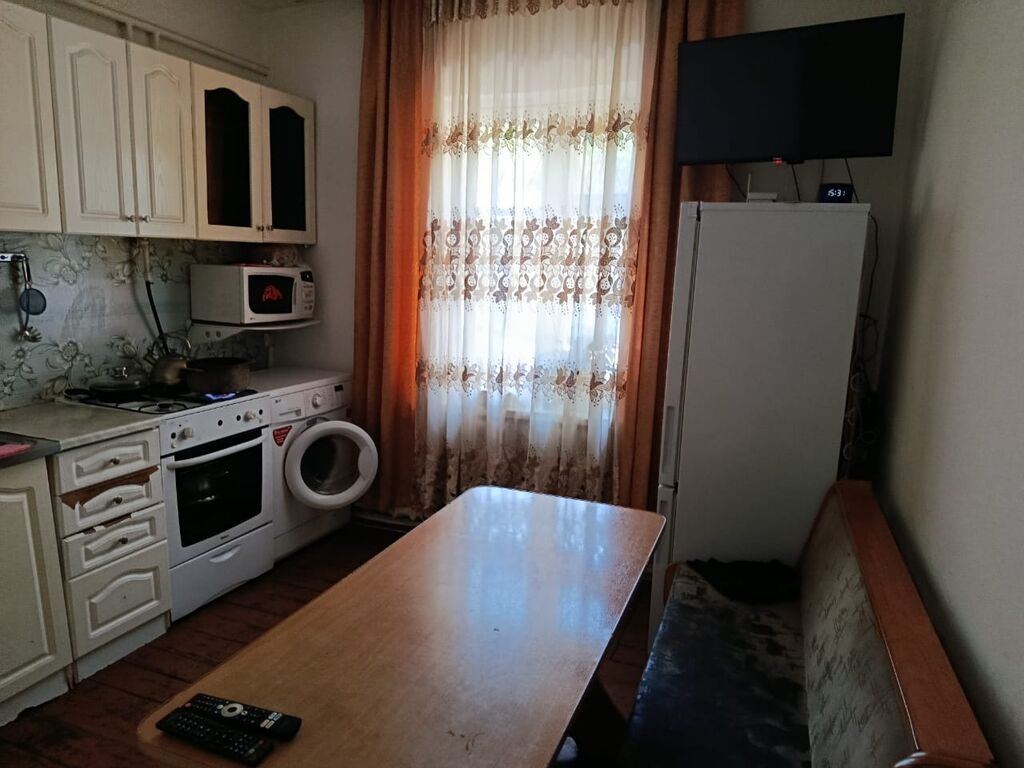 Продаю полдома. Ниже Восточного автовокзала перед БЧК. Отдельный вход: фото 4