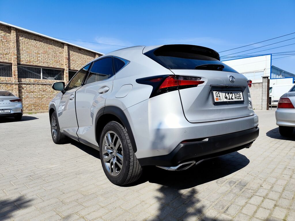 Lexus NX: 2015 г., 2 л, Автомат, Бензин, Кроссовер: фото 3