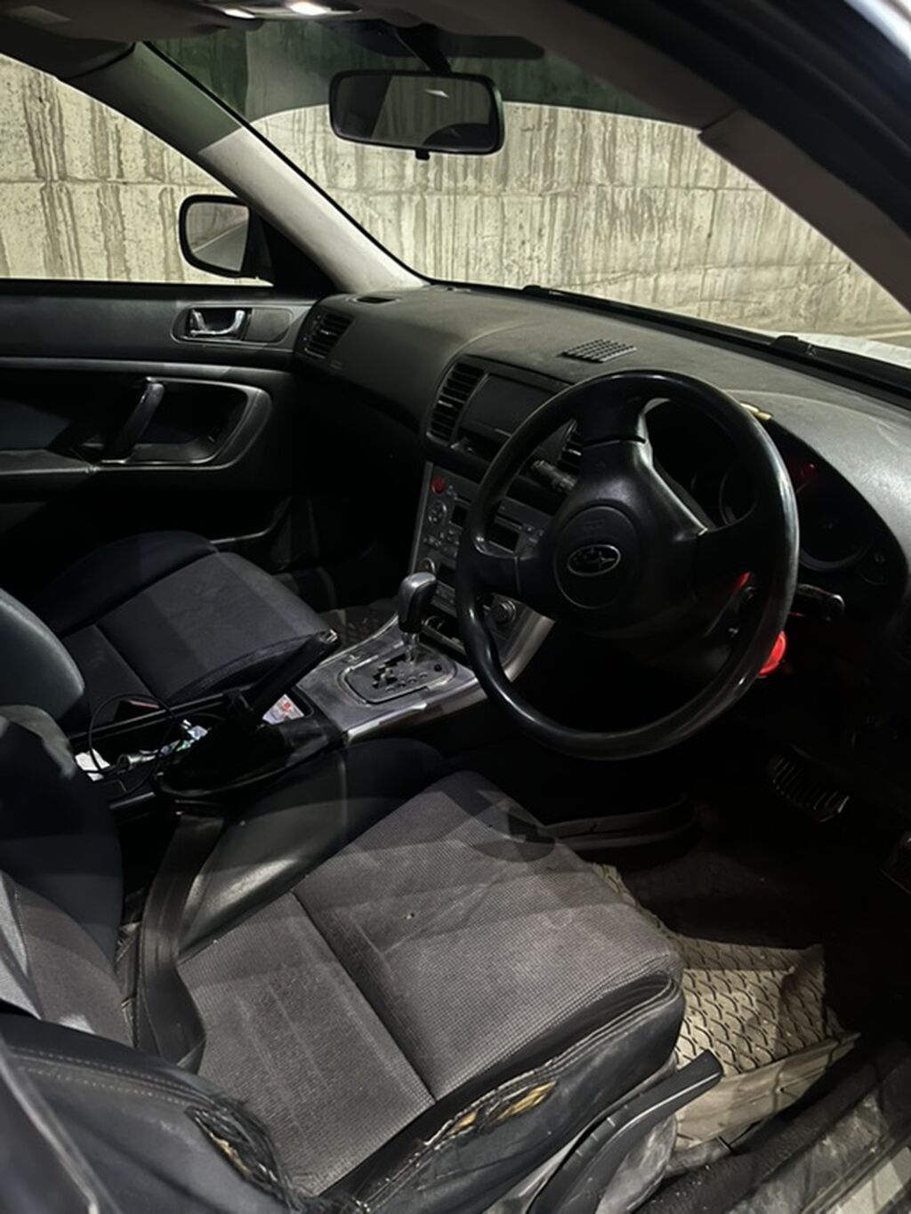 Subaru Legacy: 2003 г., 2 л, Автомат, Бензин, Седан: фото 6