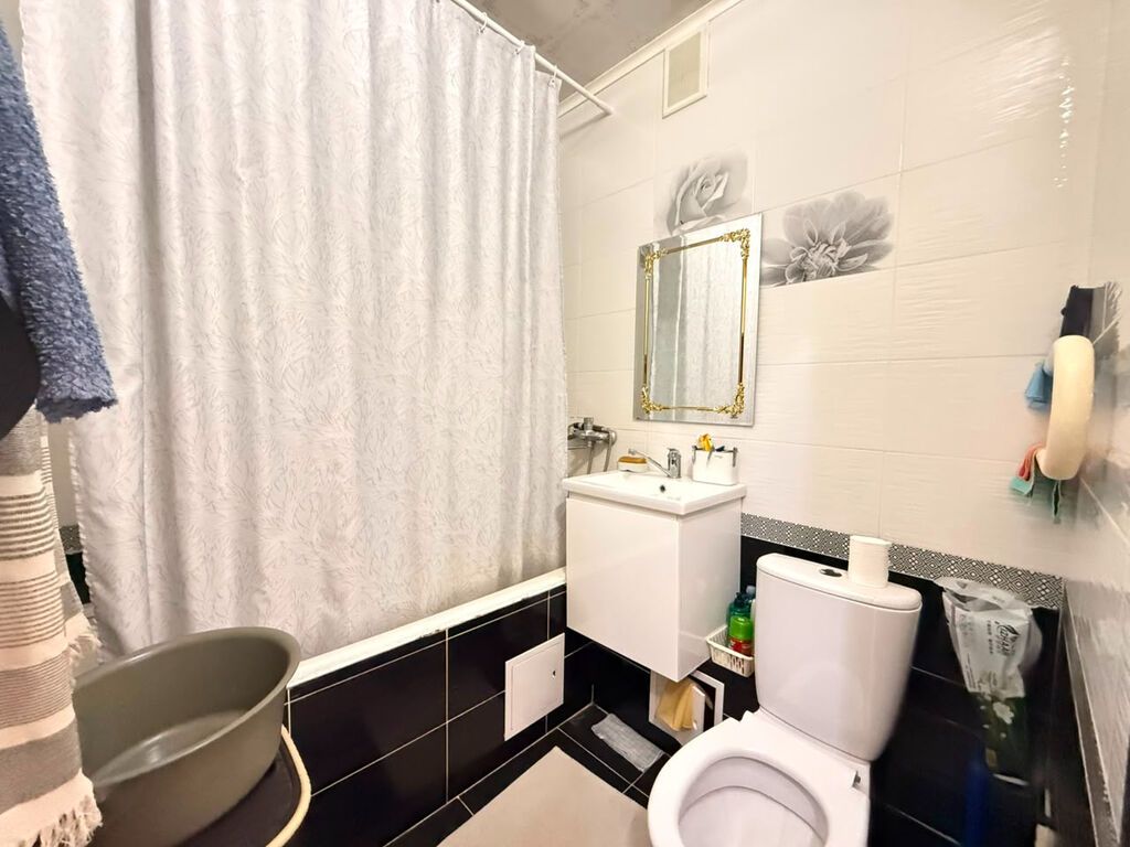 1 комната, 35 м², Восток-5 мкр 105 серия, 7 этаж, Свежий ремонт: фото 4