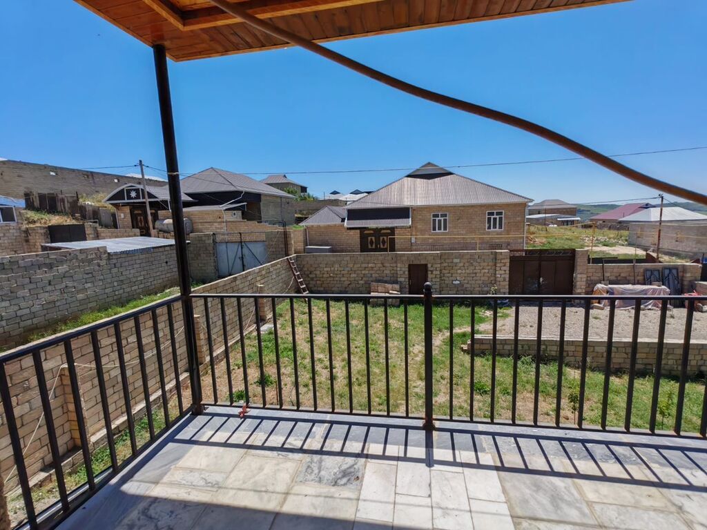 5 otaqlı, 273 kv. m, Yeni təmirli