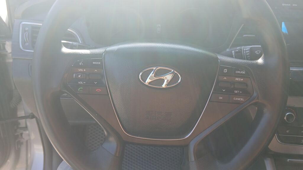 Hyundai Sonata: 2016 г., 0.2 л, Автомат, Газ, Седан: фото 5