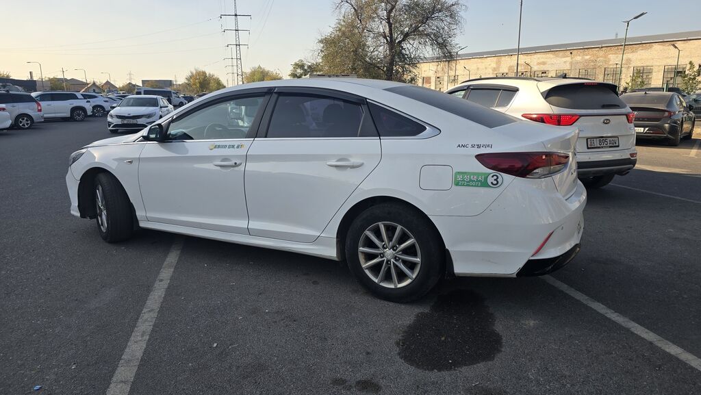 Hyundai Sonata: 2019 г., 2 л, Автомат, Газ, Седан: фото 4