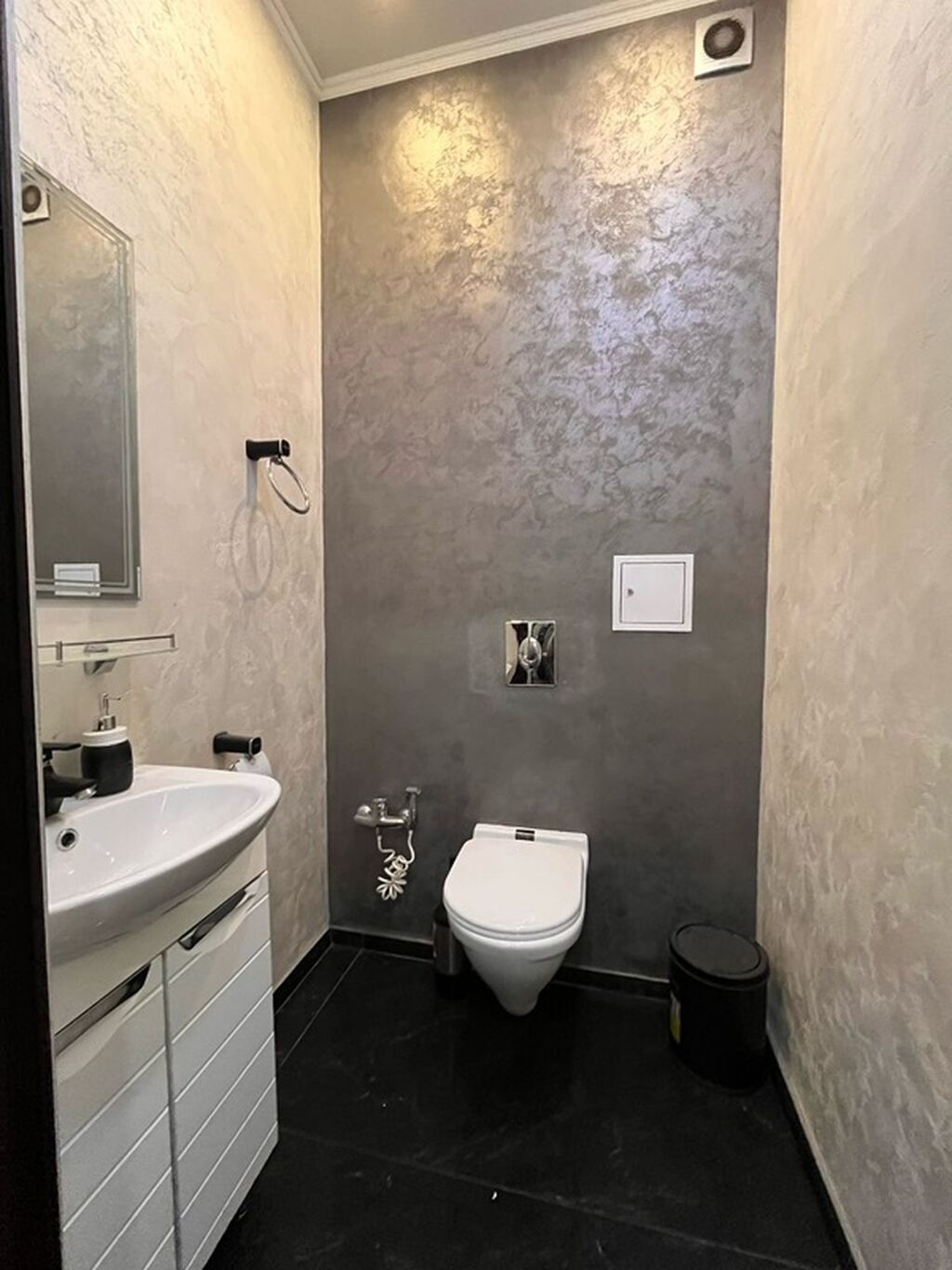 Продам 2-комнатную студию, 62 м², у ЖД вокзала: фото 2