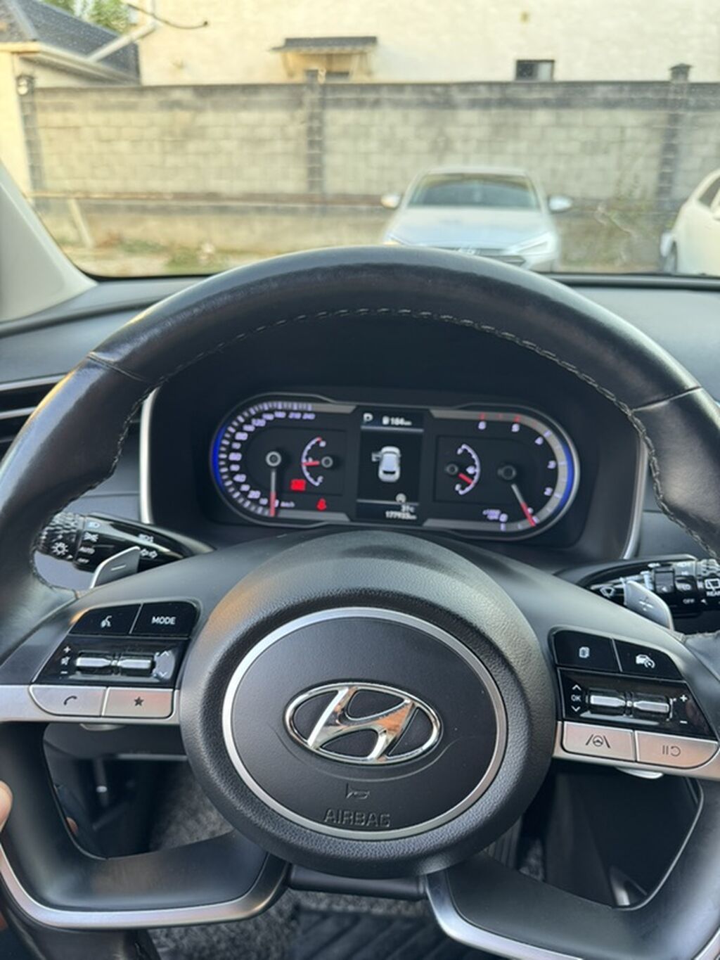 Hyundai Tucson: 2021 г., Автомат, Дизель, Кроссовер: фото 3